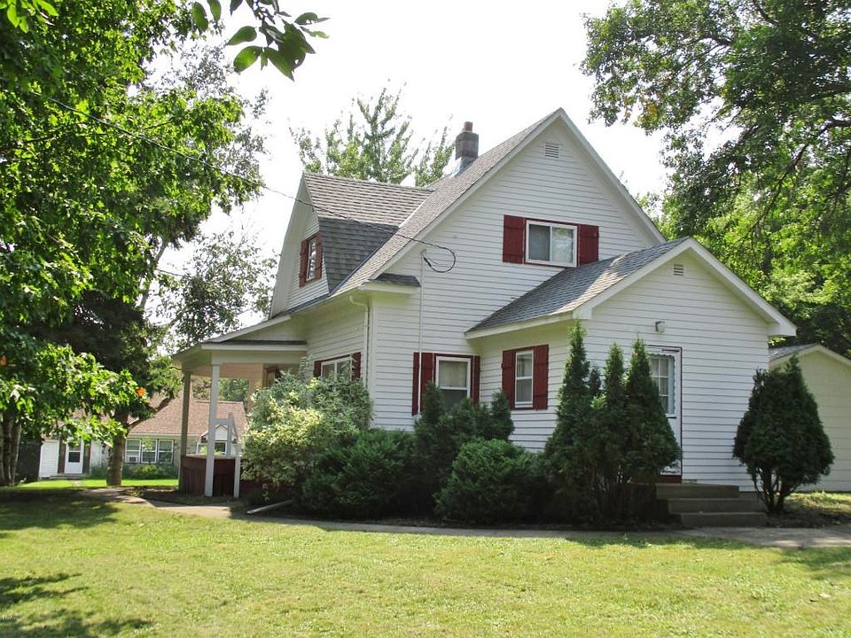 402 7TH AVE