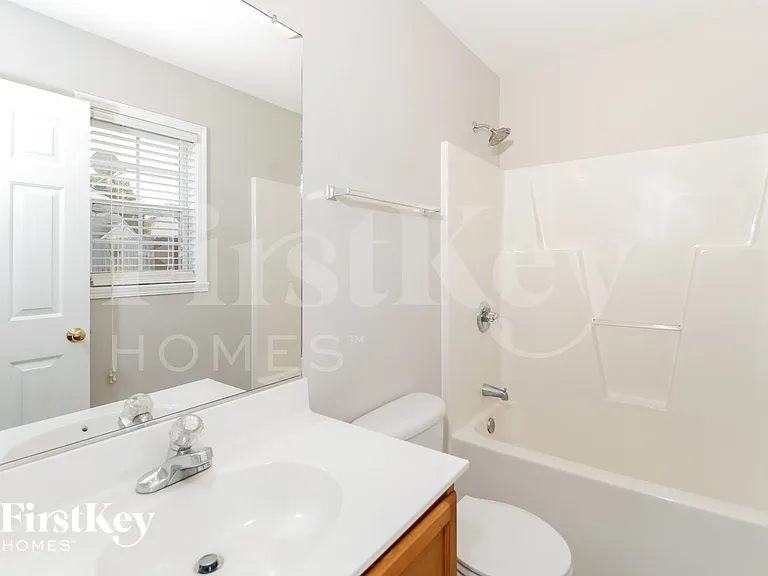 5114 Fiddlers Run Dr — Photo 9