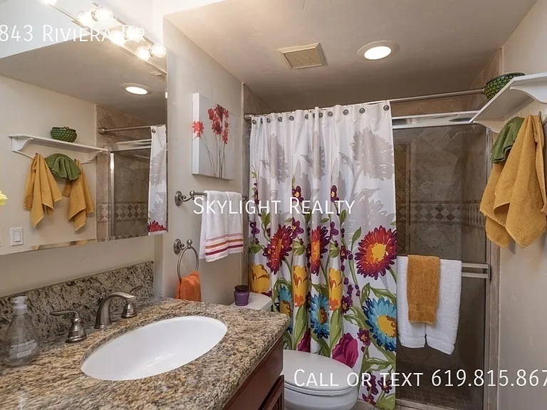 3843 Riviera Dr — Photo 24