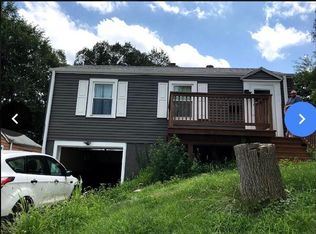 6779 Emmet St, Omaha, NE 68104