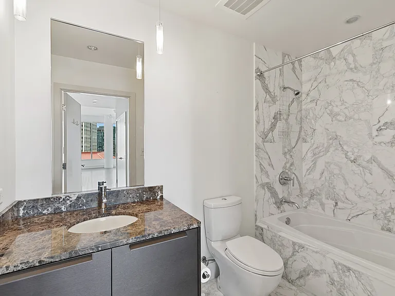 737 Olive Way #2600 — Photo 20