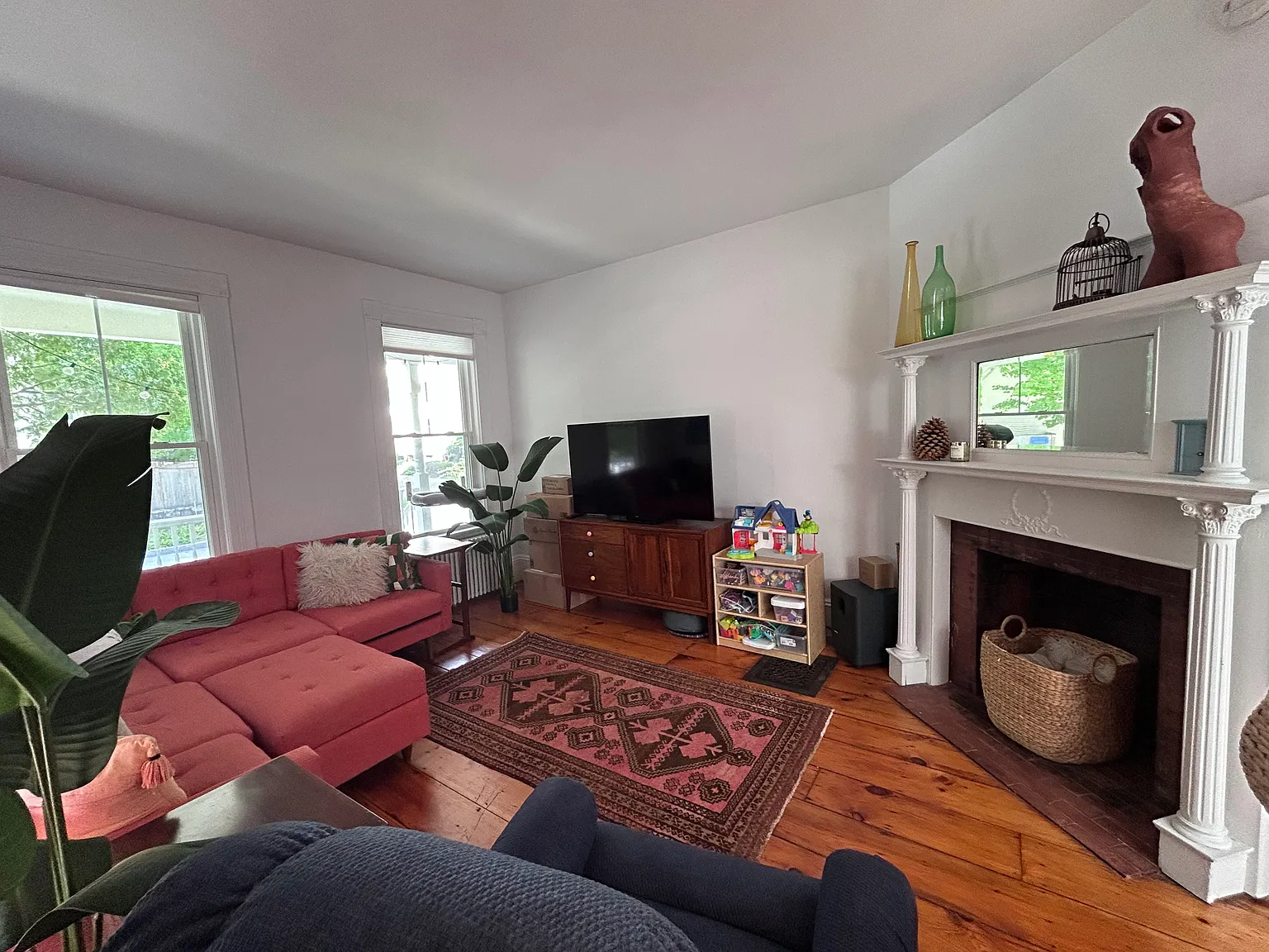 34 Lexington St — Photo 4