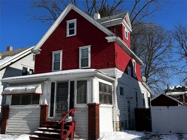 835 Chalker St, Akron, OH 44310