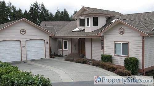 3rd image of 128 Horizon Way