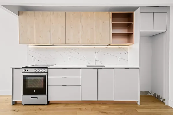 Rented by Nooklyn NYC LLC | media 56