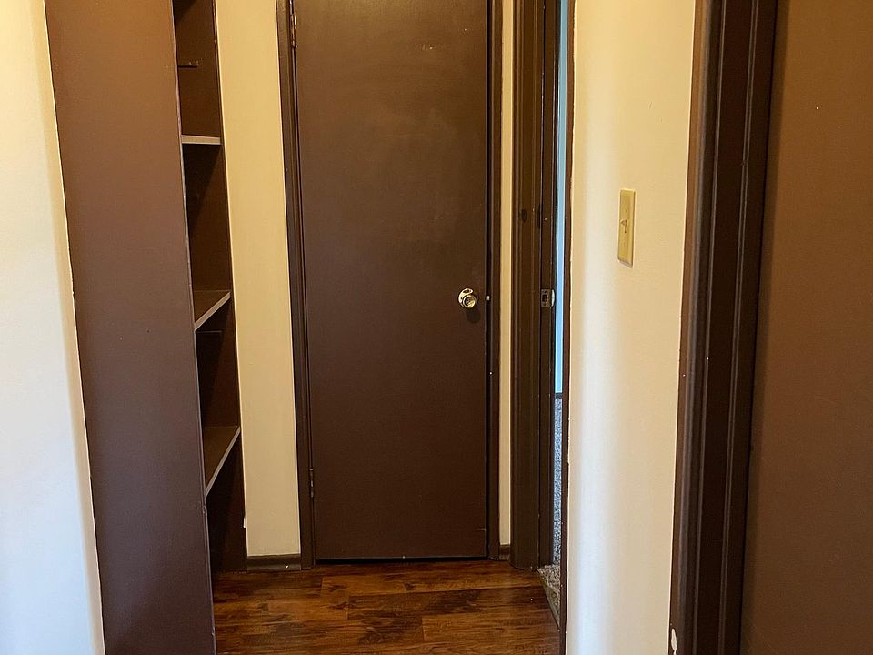1st image of 176 E 2nd St #5