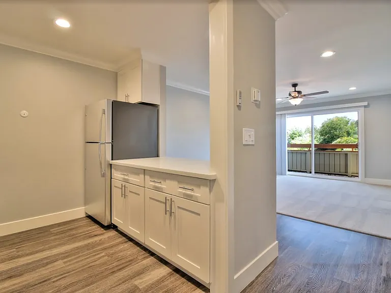 Stone Creek Apartments — Photo 5