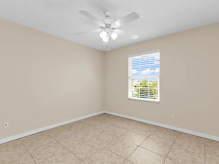 Sunnydell Commons II — Photo 18