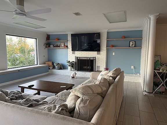 3rd image of 7019 Yellow Bluff Rd