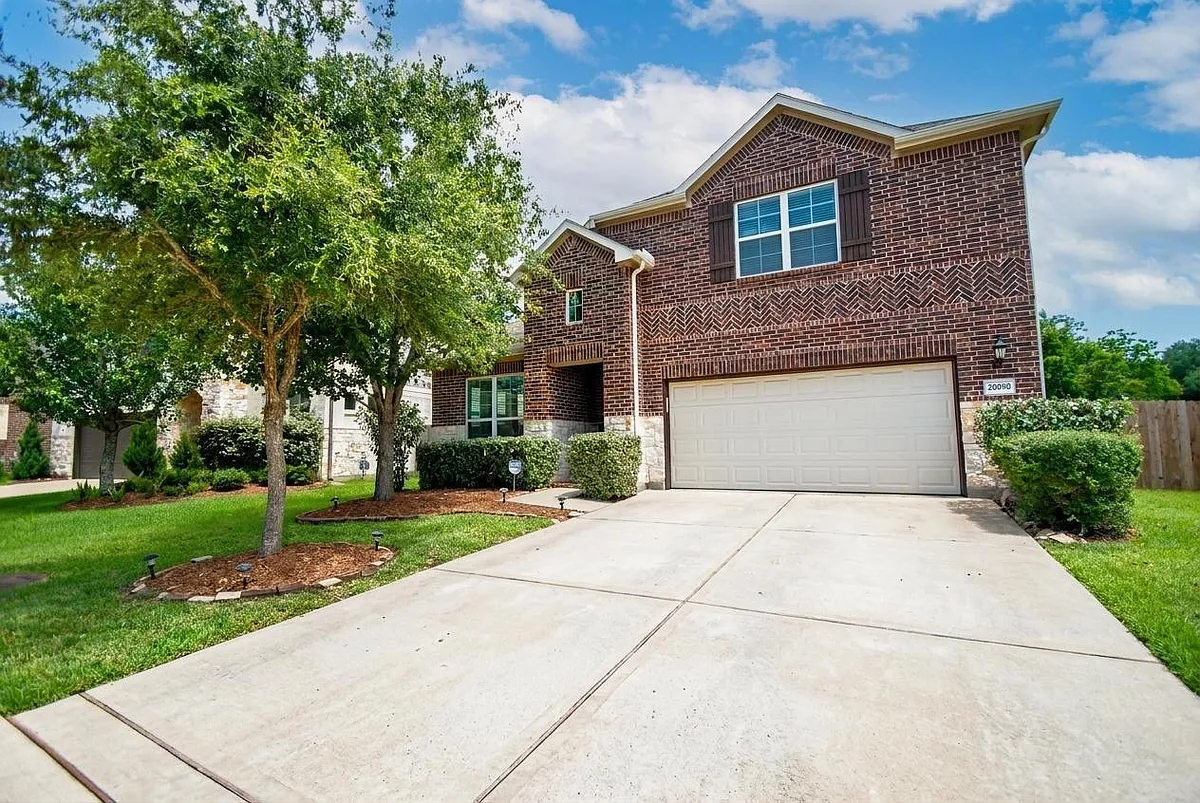 Building Photo - 26806 Skylark Bluff Trl