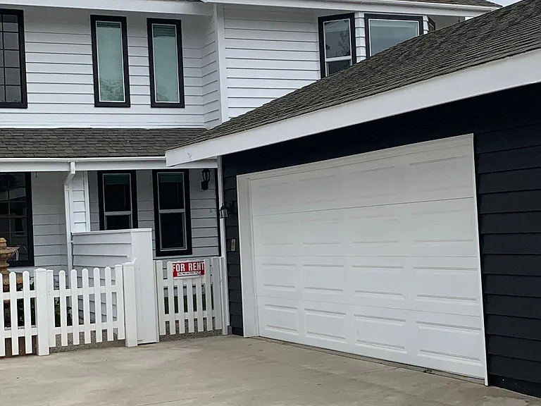 168 Albert Pl #A — Photo 2