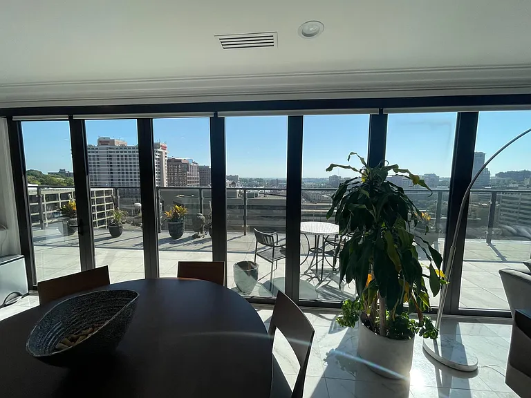 Plaza House — Photo 123