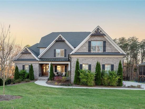 2712 Bartlett Ln, Clemmons, NC 27012