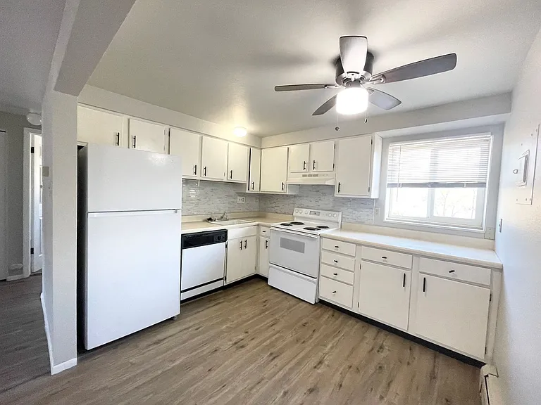 4413 Forrest Hill Rd — Photo 12