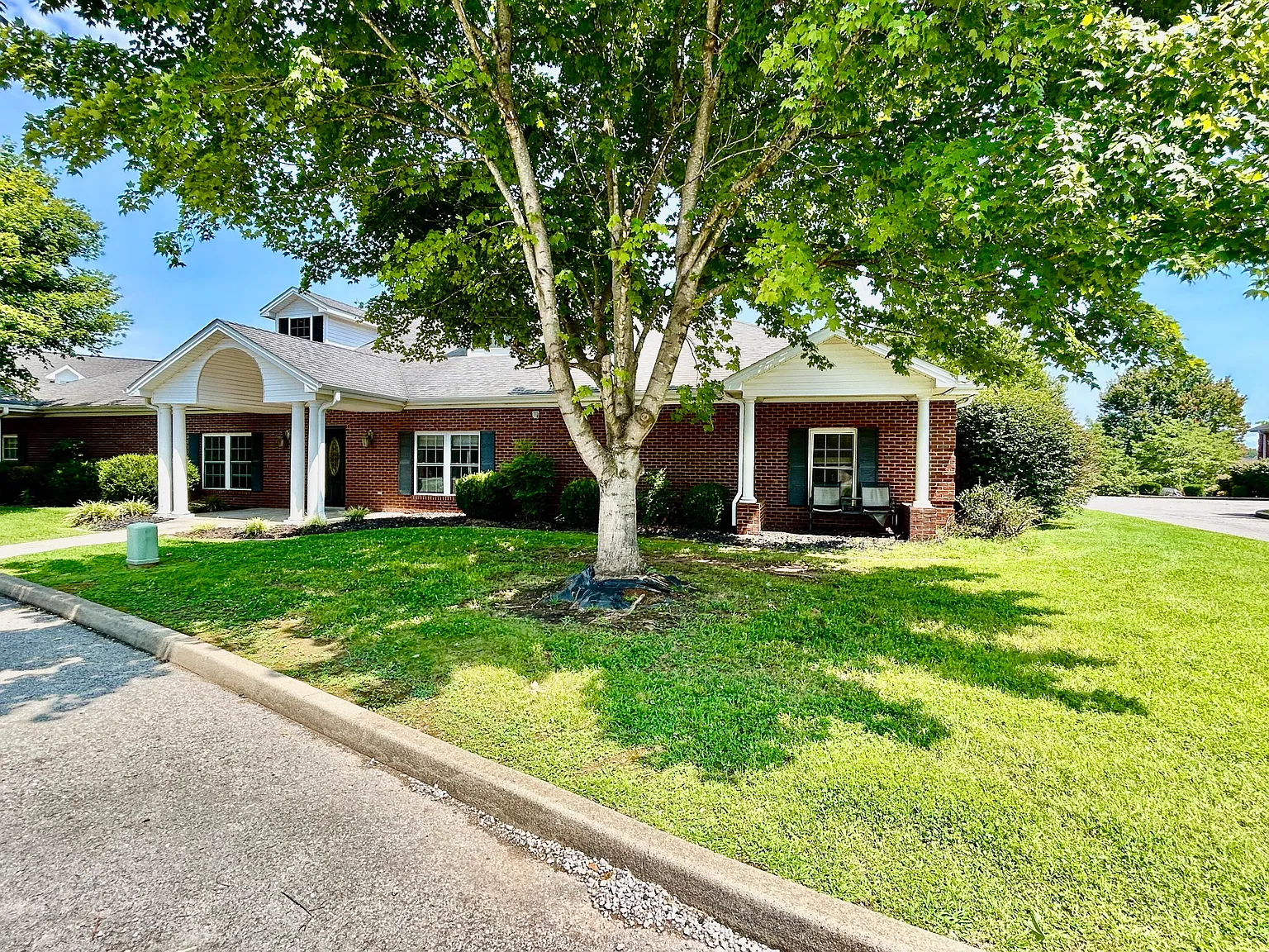 2 bed, 2.0 bath, 1288 sqft, $1,100 — Photo 4