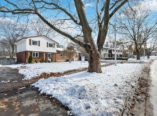 628 Viscount Rd, London, ON N6J 2Y2