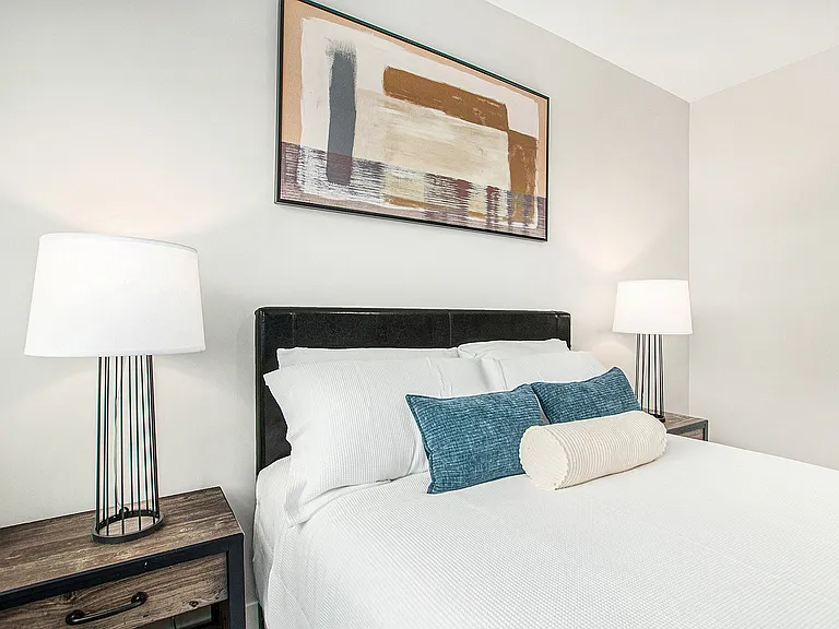 SummitTownhomes_3Bedrooms_Bedroom1_2