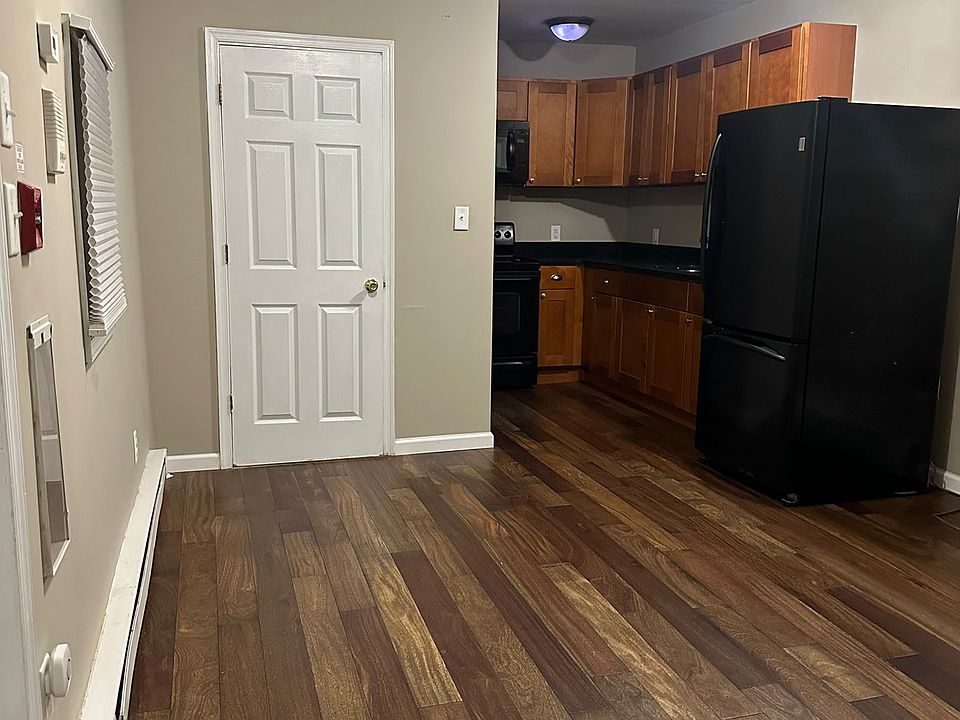 1st image of 1410 N 21st St APT 2