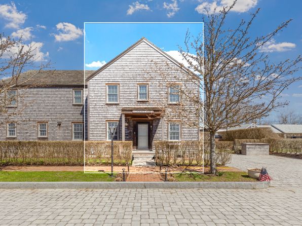 3 Yawkey Way #2, Nantucket, MA 02554