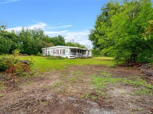 8124 Hamster Dr, Zephyrhills, FL 33540