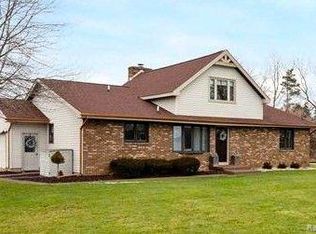 11186 W Stanley Rd, Flushing, MI 48433