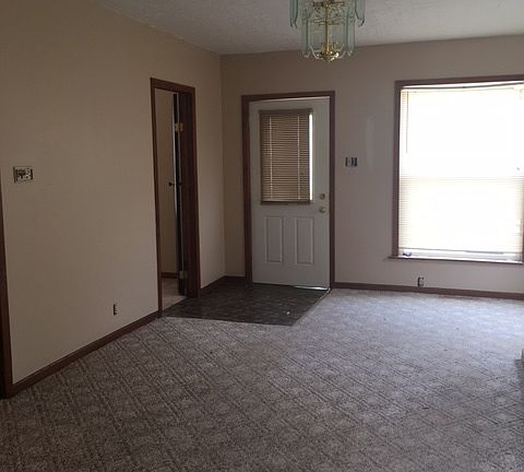 2nd image of 2815 G Ave