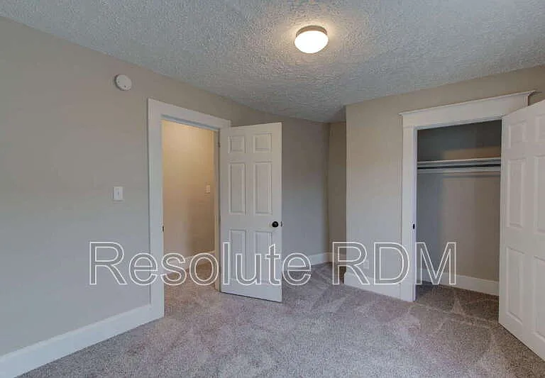 1313 Ringgold Ave — Photo 9