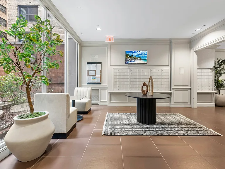 Welcoming lobby and reception