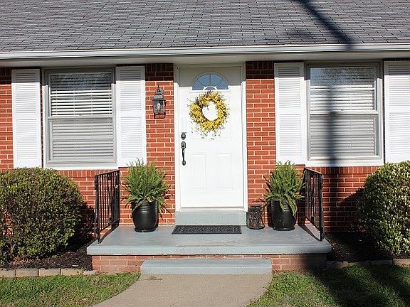 3rd image of 203 S 16th St