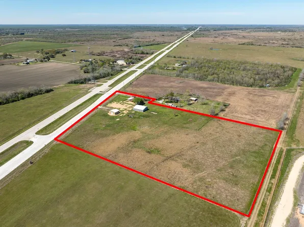 27427 Highway 36, Damon, TX 77430