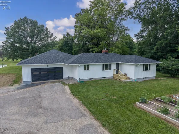 39591 State Route 303, Lagrange, OH 44050