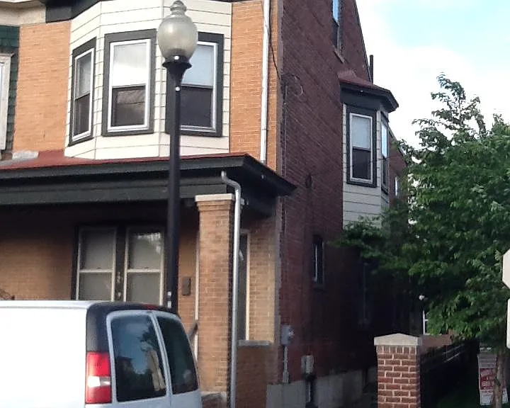1016 Lamberton St — Photo 1