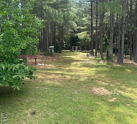 5th image of 408 Country Ln
