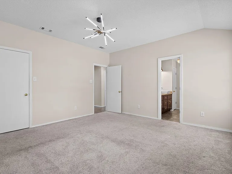 1469 Homestead Dr — Photo 11