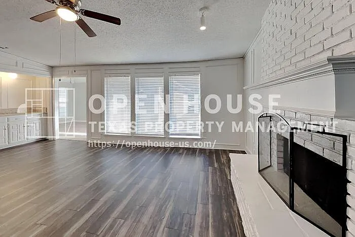3 bed, 2.5 bath, 2167 sqft, $2,500 — Photo 3