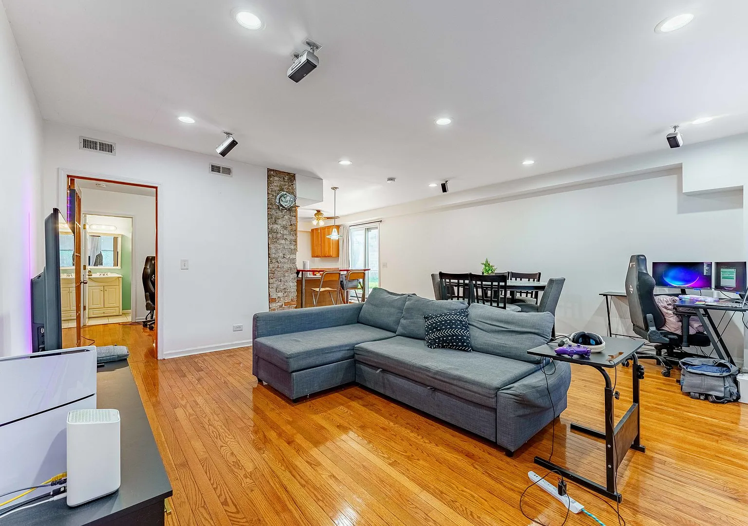 2 bed, $1,500 — Photo 4