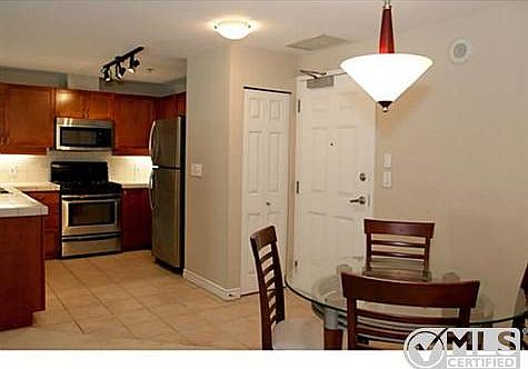 2nd image of 1277 Kettner Blvd Unit 414