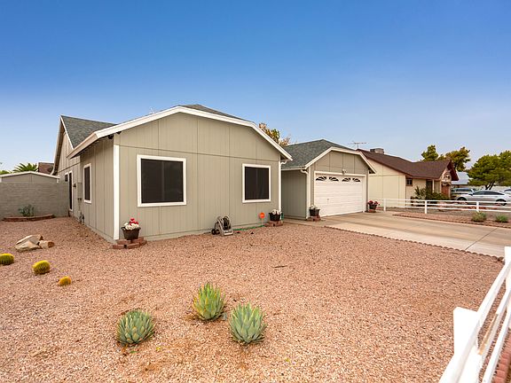 3rd image of 7213 W Sierra Vista Dr