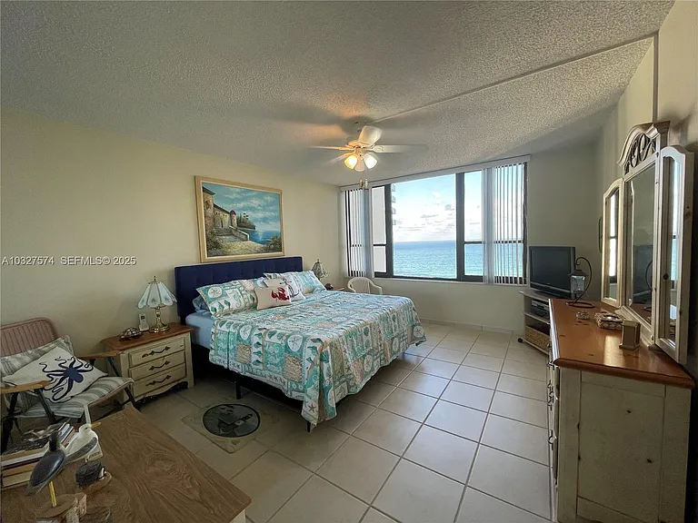 3505 S Ocean Dr #921 — Photo 5
