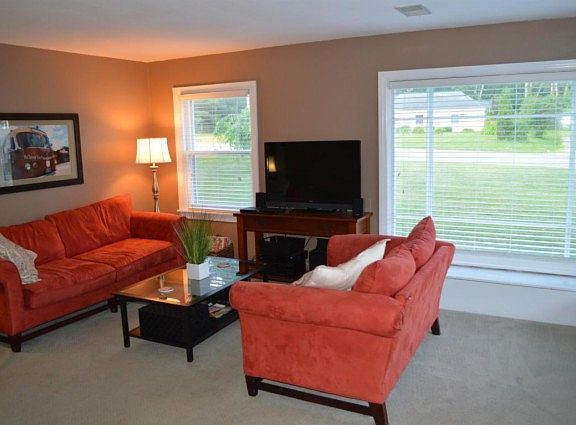 4th image of 6923 Northland Dr NE