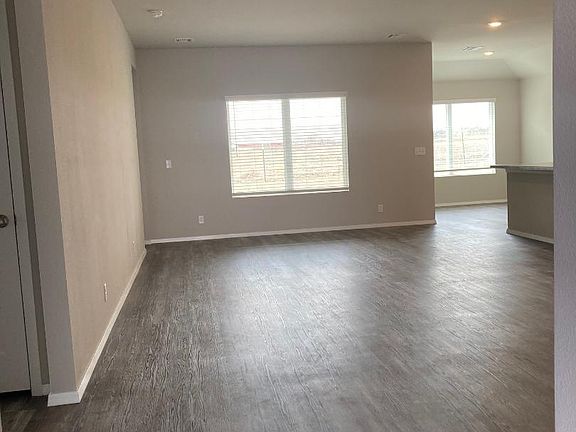3rd image of 2207 S Amarillo Dr