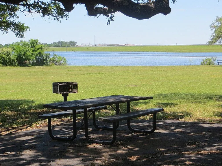 2408 Bravo Pass — Photo 38