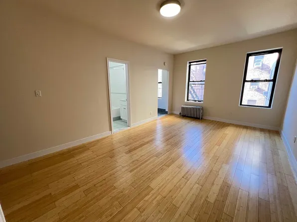 11880 Metropolitan Ave APT 3EE, Kew Gardens, NY 11415