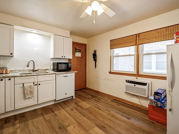 5th image of 6249 N Northwest Hwy APT 1S