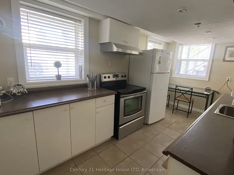 6042 Culp St #LOWER — Photo 5