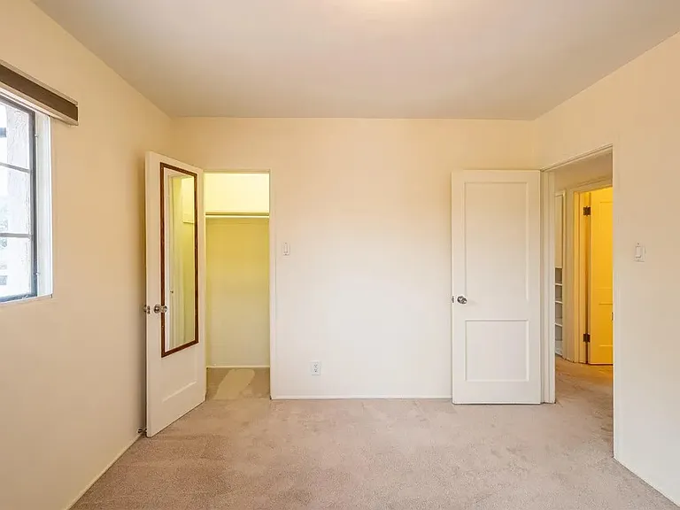8918 Cordova Ave NE — Photo 8