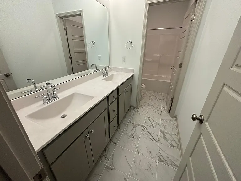 332 Everette Ave — Photo 22