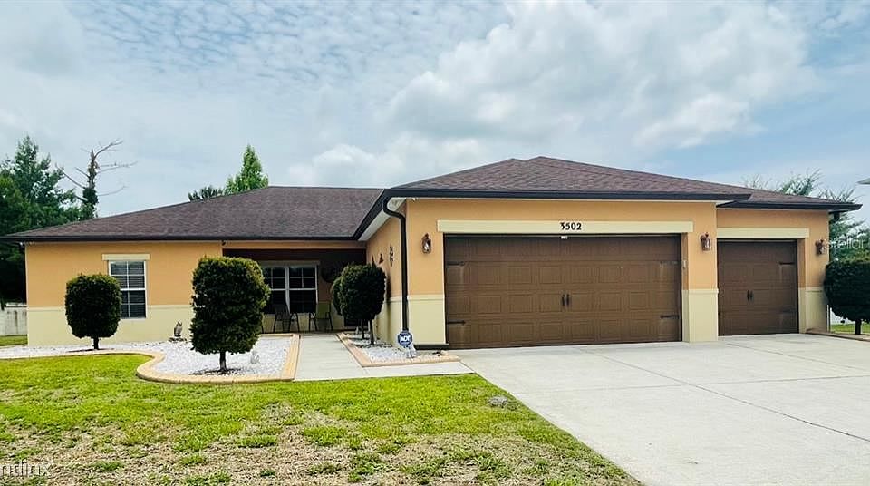 1st image of 3502 Oasis Ct