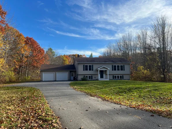 254 Academy Road, Monmouth, ME 04259