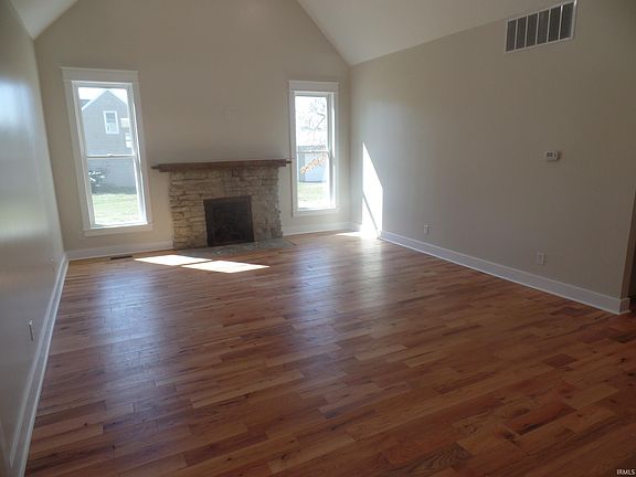2nd image of 606 S Franklin St